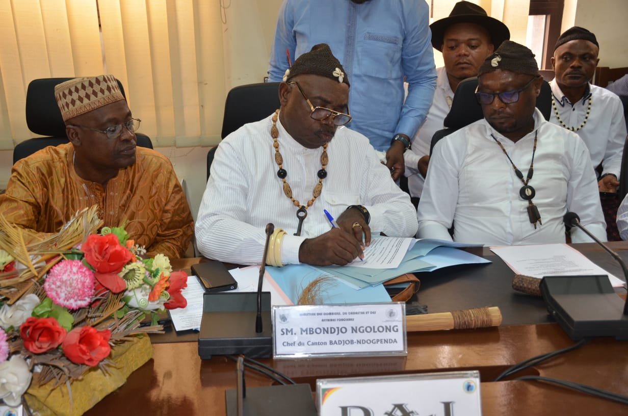 Le canton Badjop-Ndogpenda dit toute sa gratitude au Président de la République S.E Paul BIYA et au MINDCAF